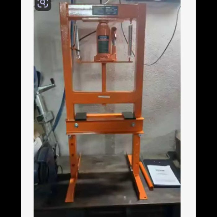 D19-Prensa hidráulica 6 toneladas Ajustável com Placas