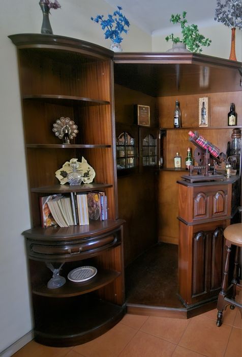 Móvel Bar de Canto Completo em Madeira Maciça + Bancos