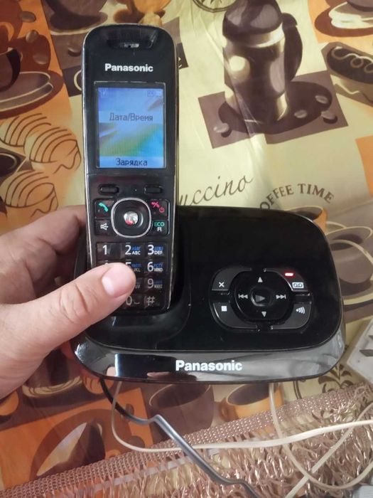 Радиотелефон Panasonic KX-TG8521UA и Panasonic KX-TG6611UA.