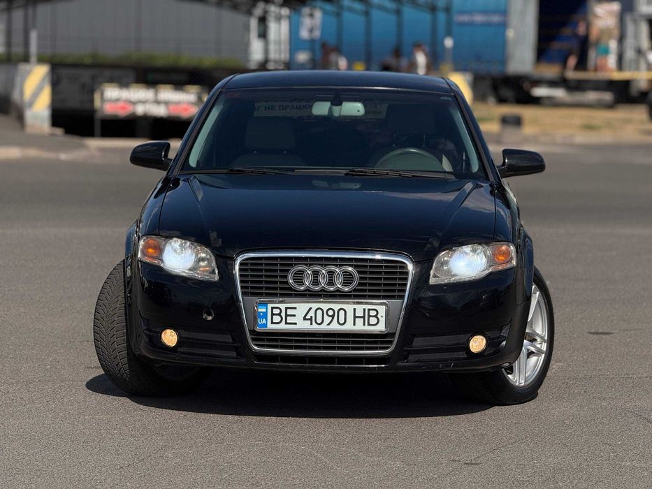 AvtoReal  Audi A4 B7 2005