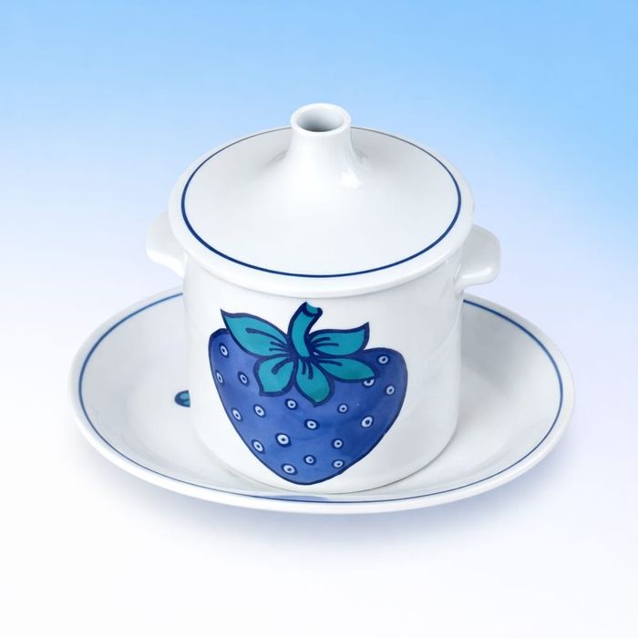 Louça  e moveis antigos