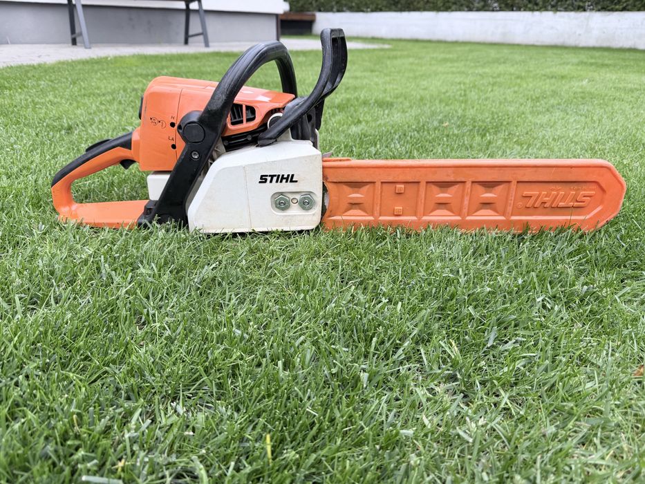 Pilarka Stihl ms230