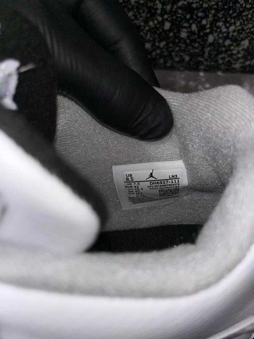 Jordan 4 Military Black