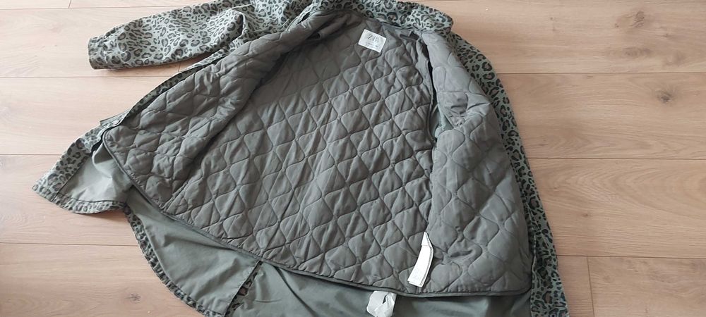 Kurtka, płaszczyk Zara z podpinką 140 cm