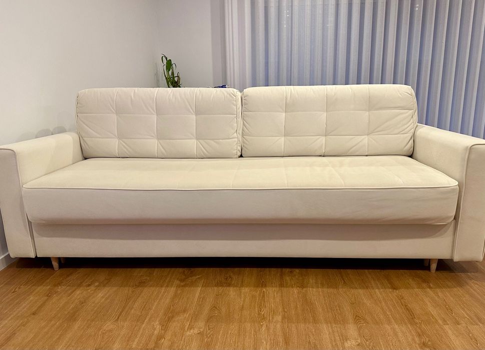 Sofá Cama Elegante Amani Stitch Sofa Bed - Realmente novo