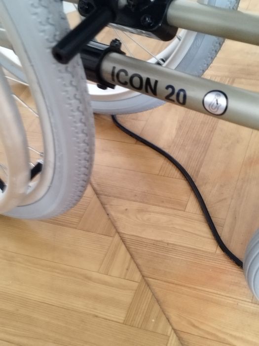 Wózek inwalidzki aluminiowy