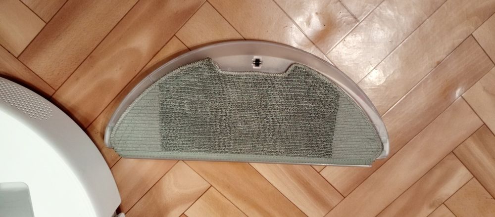 Продам робот пилосос Xiaomi Vacuum-mop 2 lite