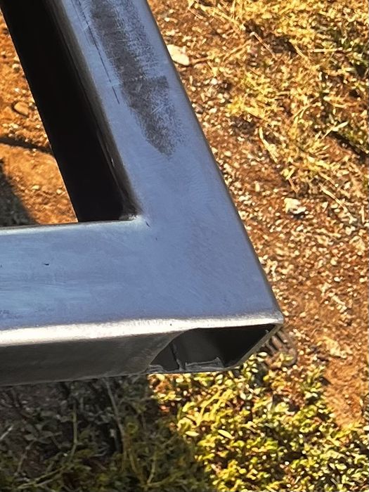 Виготовлення меблів з металевих каркасів.