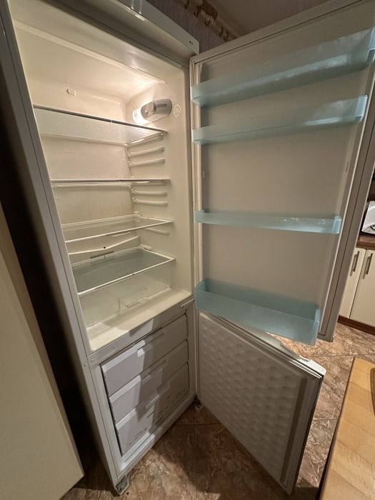 Lodówka z zamrażalnikiem dobry stan używana
