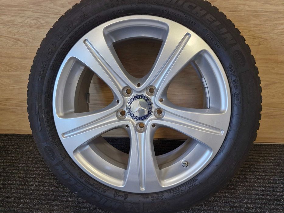 Komplet NOWYCH felg aluminiowych Mercedes Benz 17" z czujnikami