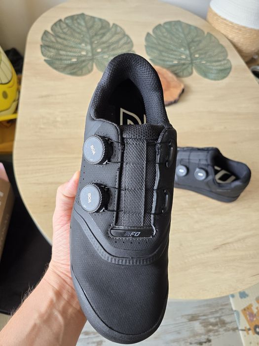 Buty rowerowe Specialized 2FO Cliplite stan idealny r.43