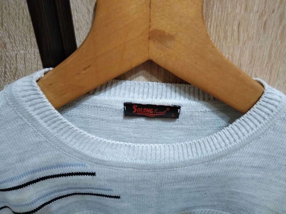 Свитера демисезонные р. М-L (46), хорошее состояние