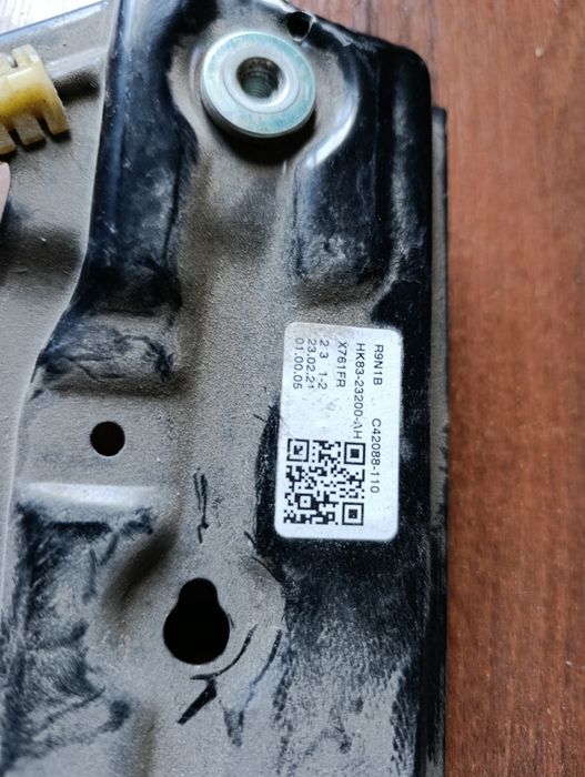 Стекло подъемник  ягуар