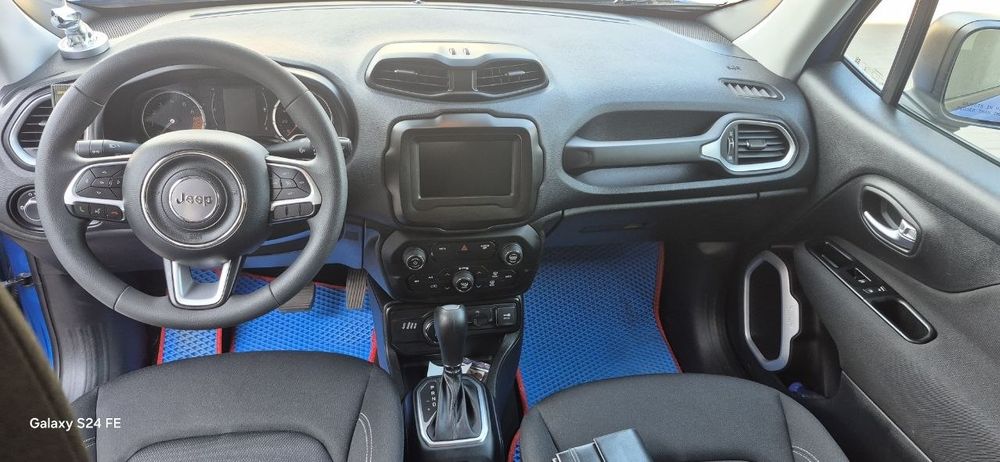 Продам автомобіль Jeep Renegade 2020