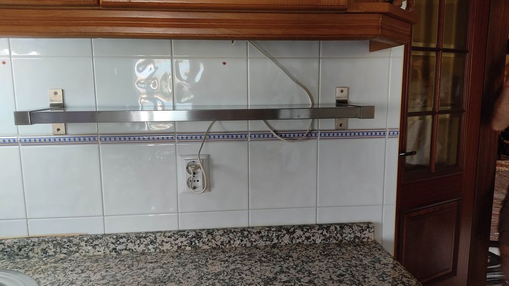 Prateleira de inox, do IKEA