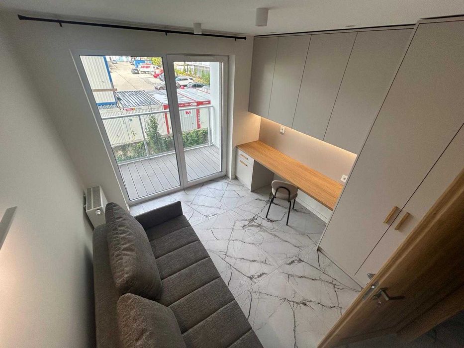 2 pokoje 1-osobowe w mieszkaniu 3-osobowym