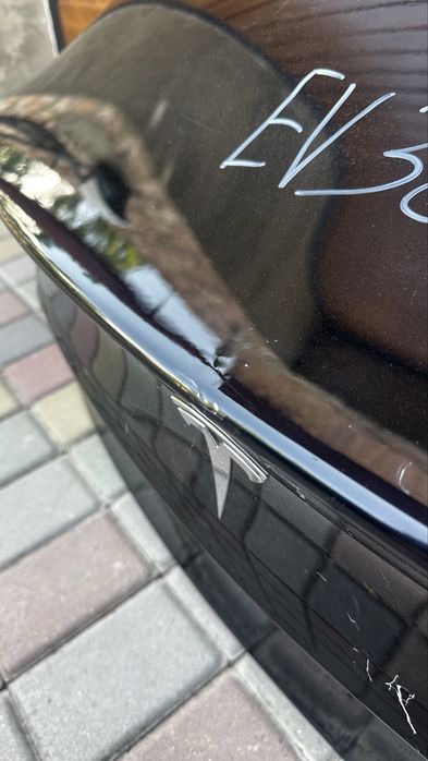 Кришка багажника tesla model 3 dorest ev38120
