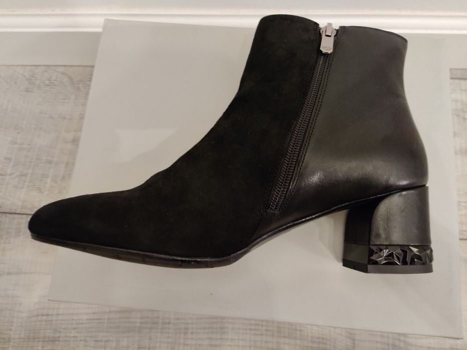 Czarne botki damskie Wojas roz. 40
