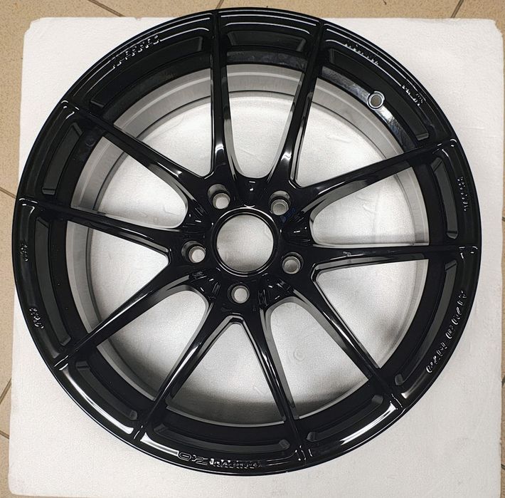 Felga OZ 8J, 18" 5x114,3 LEGGERA HLT ET45