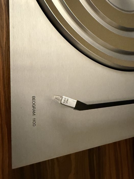 Bang&Olufsen gramofon Beogram 1100