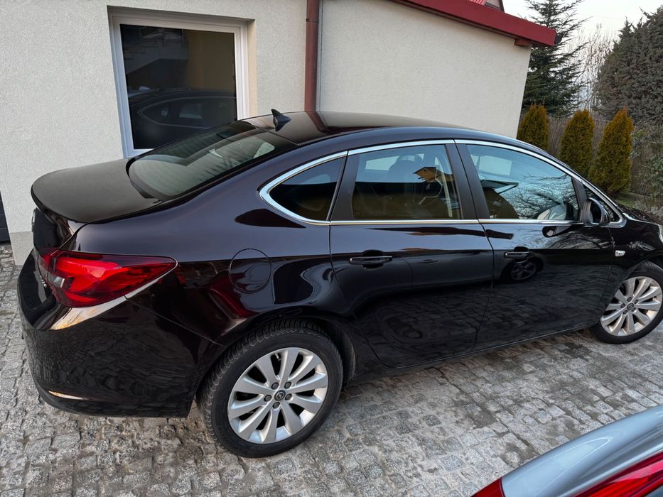 Opel Astra J 1.4turbo LPG 2015 90tys