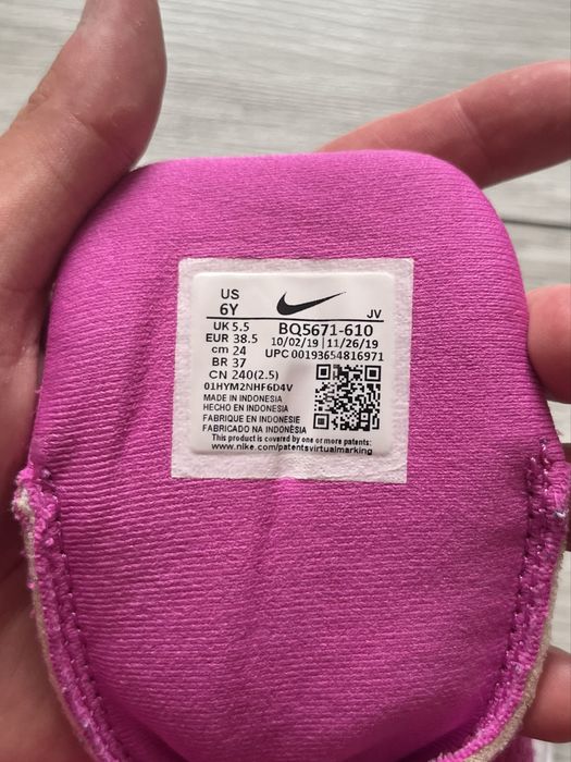 жіночі кросівки Nike Revolution 5 (GS)
