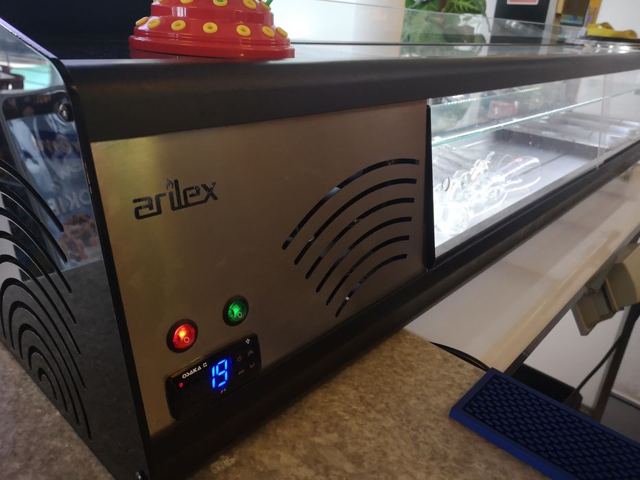 Vitrine de sushi ou tapas