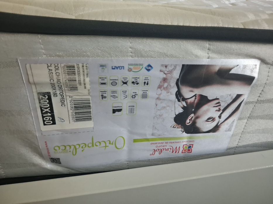 Vendo cama casal com arrumação Brimnes