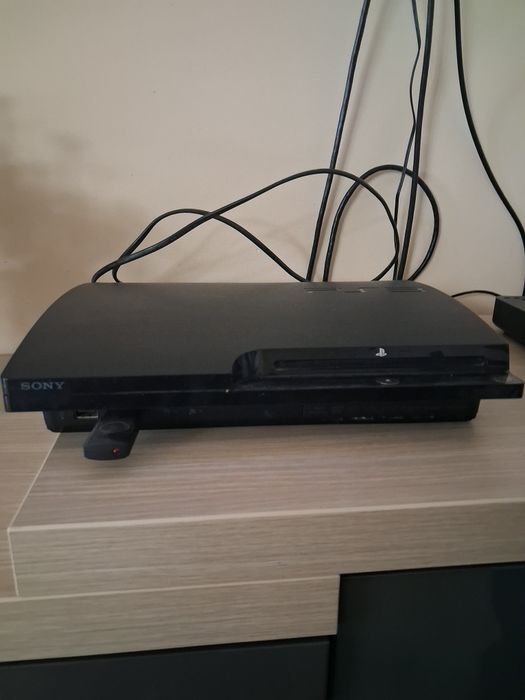 Sprzedam konsole PS 3 slim