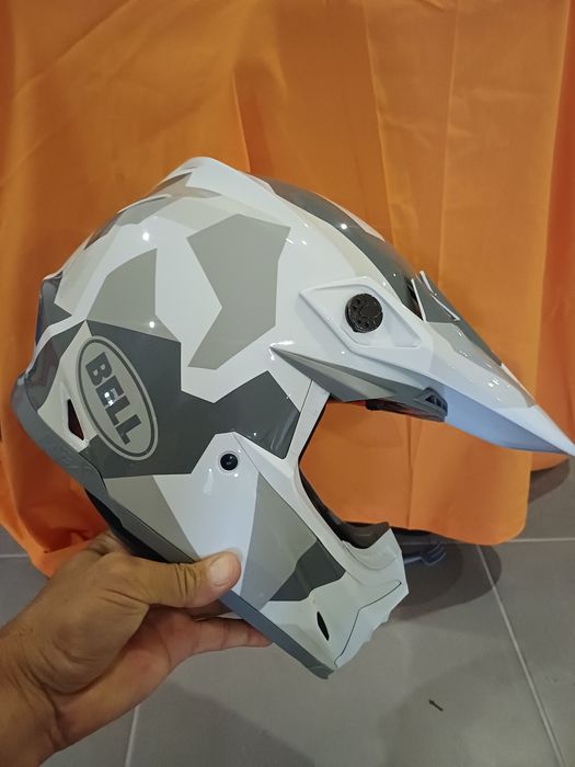 Bell Fley larhe MX helmet