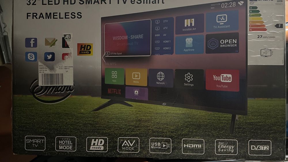 32 smart tv usada por um ano