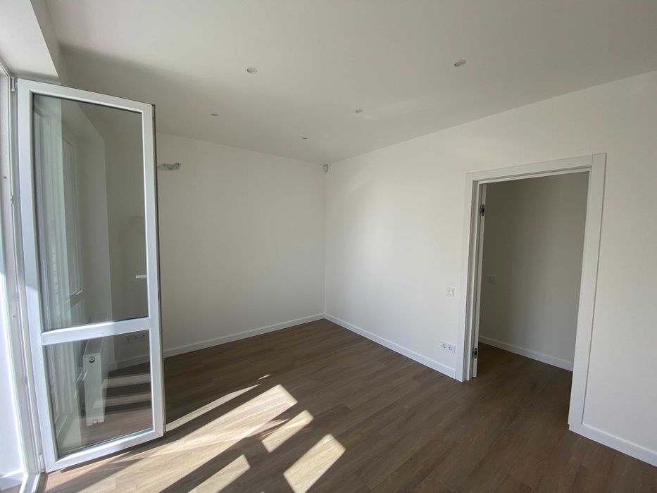 Продам 2 к.кв 70,3 м2, Центр Парк, ЖК "Сокольники" ул. Профессорская