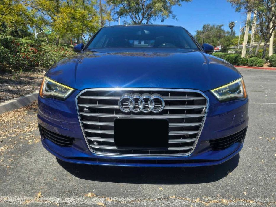 Audi A3      2015