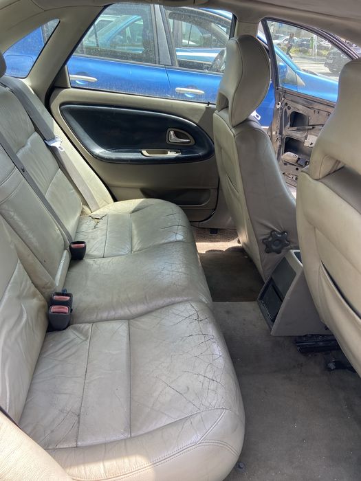Volvo S40 avariado