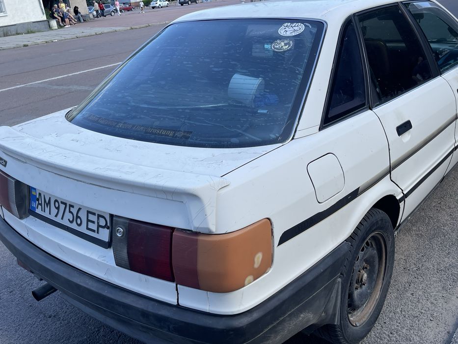 Audi 90 1988 VIN WAUZZZ89ZJA224366 фото оголошення 4 з 6