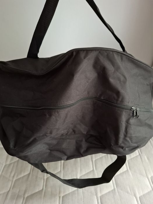 Pokrowce na koła do przechowywania.