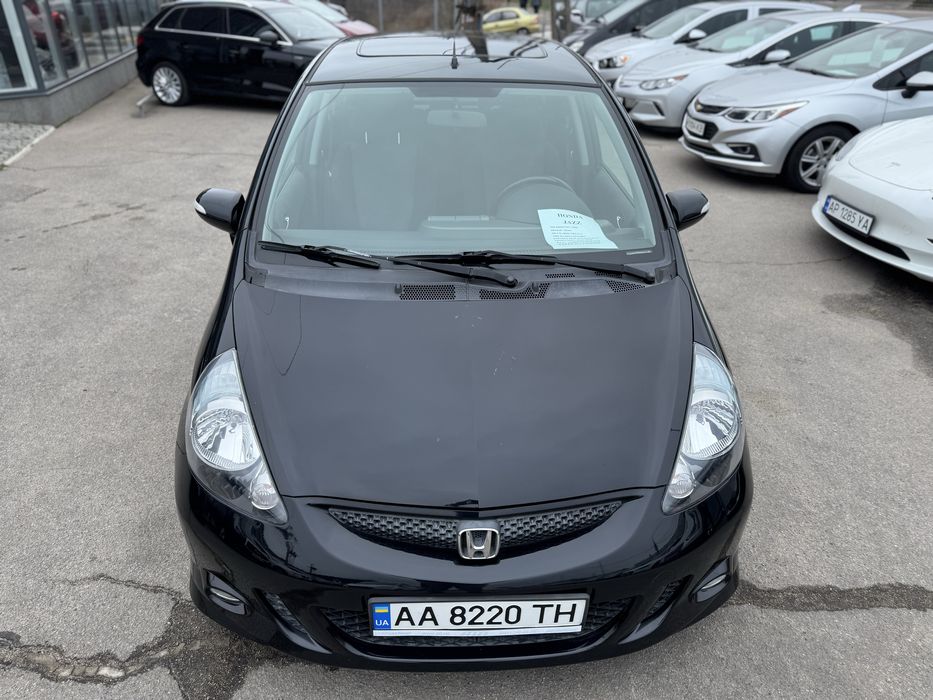 Продам Honda Jazz