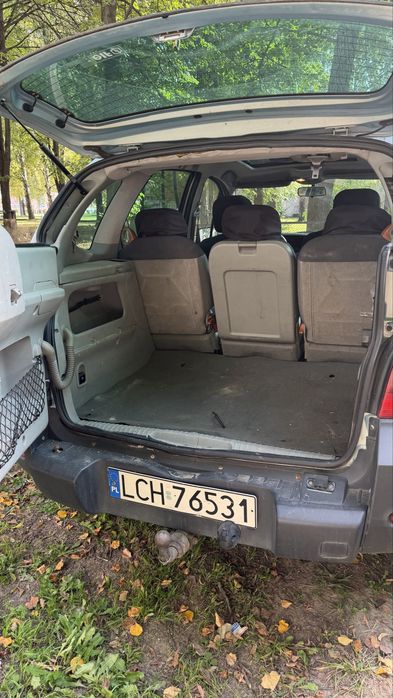 Renault scenic rx4
