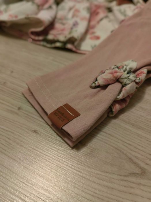 Kwiatowy Komplecik bluzka i leginsy