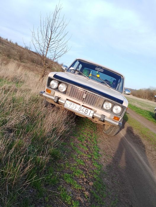 Продам авто ваз 2106