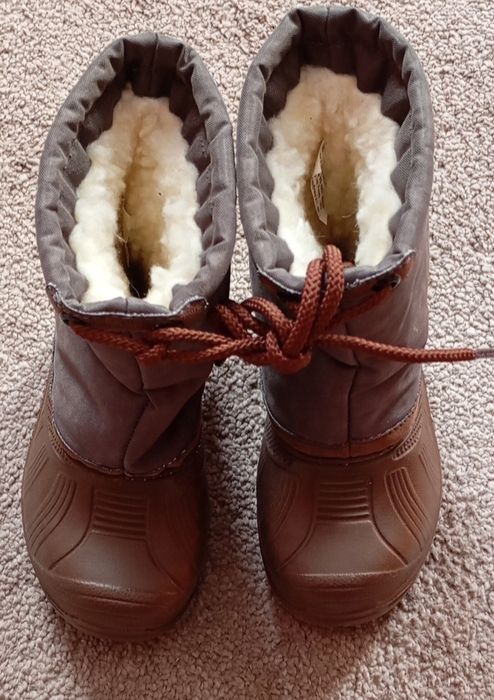 Чобітки на цегейці,водонепроникаючі -195грн.