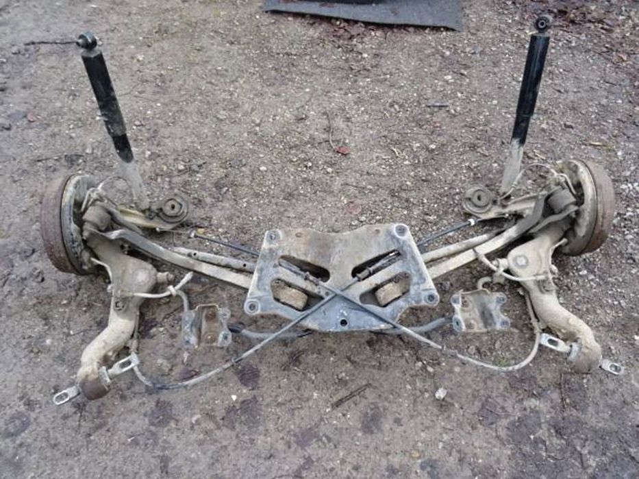 belka tył zawieszenie kpl. opel combo d fiat doblo ii