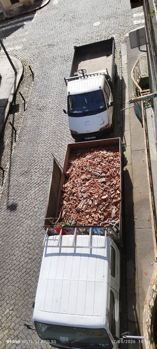 Recolha de Entulho Madeira Pladur Monos Resíduos Sucata serviços mudança limpeza terrenos e outros serviços