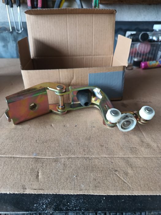 Prowadnica wózek drzwi przesuwnych Vw LT sprinter