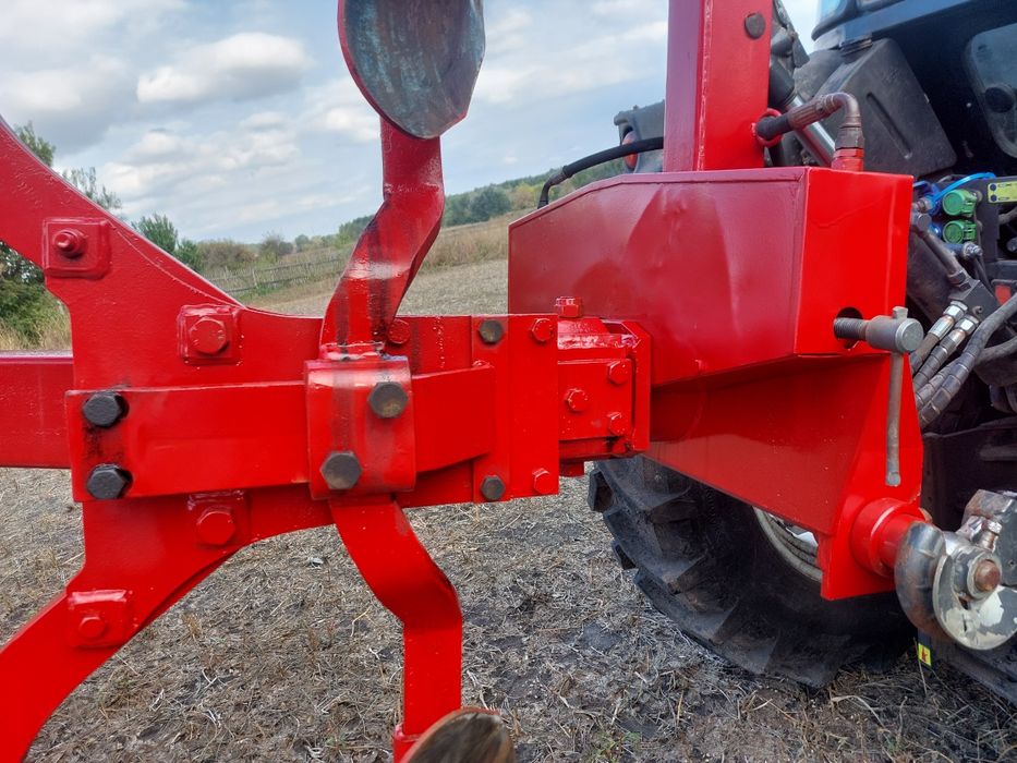 Плуг оборотний SKJOLD MARKANT VP