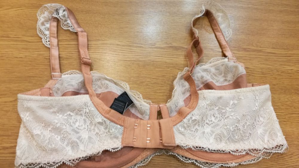 Marks & Spencer Autograf biustonosz z jedwabiem 75 D