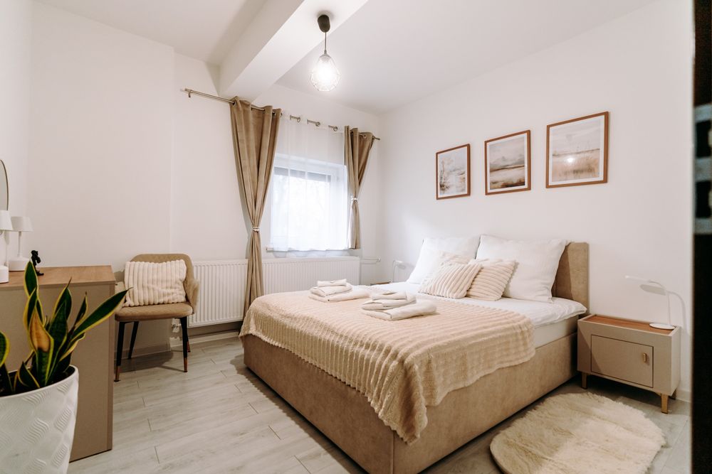 Apartament w centrum z banią, kominkiem i oranżerią