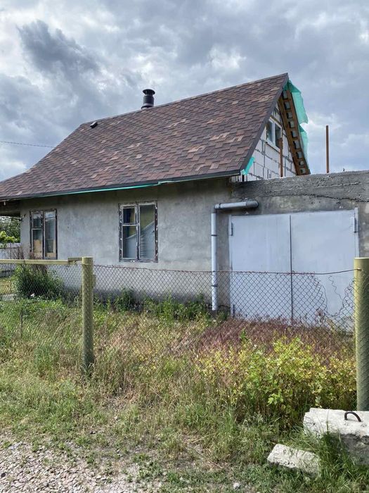 Продаю будинок у Хотянівці біля лісу