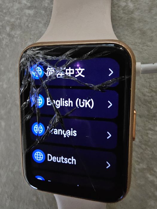 Huawei watch fit 2 uszkodzony