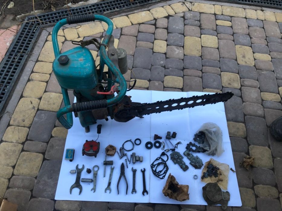 Бензопила Дружба 4 (бензиновая пила) СССР